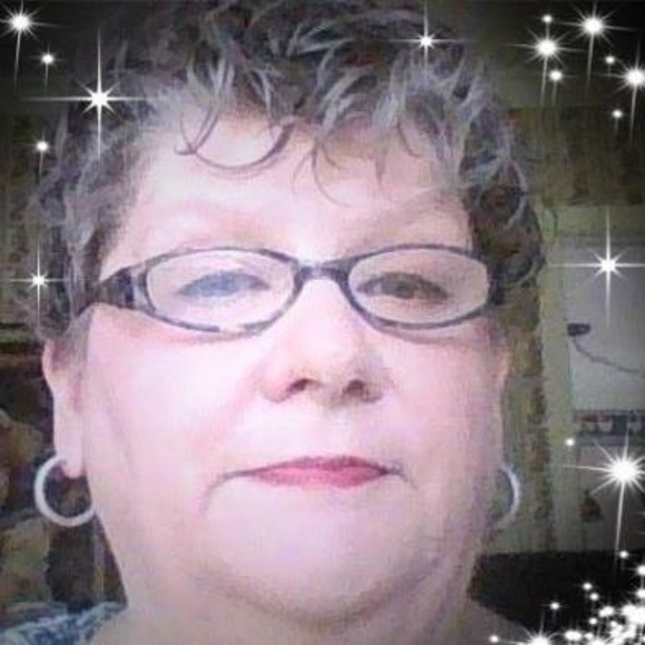 Meet your Posher, Kathy - Picture 1 of 1